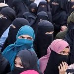 क्या कर्नाटक में मुस्लिम लड़कियों का शैक्षिक भविष्य अंधकार में चला गया है !