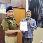 मोदीनगर के ‘आसमोहम्मद’ ने पुलिस को लौटा दिए सड़क पर मिले 25 लाख