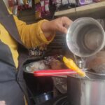 महिला दिवस पर विशेष : सलीम भाई बनकर चाय की दुकान चलाती है ‘बानो’