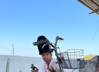 इनोवेशन | एक माह में सोलर बाइक बनाने वाले असद की कहानी