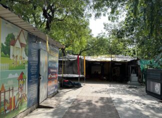 Delhi Cop's Unique Initiative Helps the Underprivileged; Provides Them Education