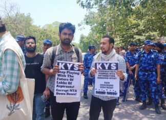 Anger Boils Over: Students Demand Justice Amid NEET Result Controversy