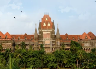 Bombay HC Rules Minority Schools Exempt from RTE Act Quota; Maharashtra Govt Ordered to Reimburse Past Admissions
