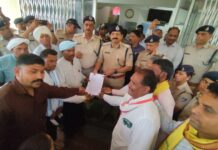 मध्यप्रदेश: पुलिस कस्टडी में आदिवासी की मौत, परिवार लगा रहा हत्या का आरोप!