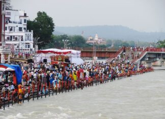 The Cult of Godmen: India’s Spiritual Crisis in a Modern Age