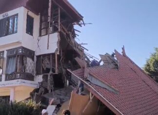 Home Demolitions, Mass Detentions Spark Fear in Kashmir After Pahalgam Attack