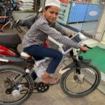 Solapur: 12-Year-Old Innovator Pedals into Future with Solar-Powered Bicycle