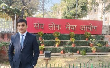 With His Mother’s Eyes, Bihar’s Ravi Raaz Cracks UPSC, Ranks 182nd Despite Visual Disability