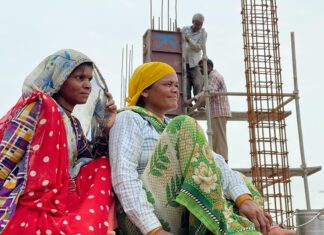 From Kitchens to Construction Sites, How Women Face the Heat of Delhi’s 46°C Crisis