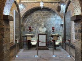 From Mirza Ghalib to Meena Kumari, Traces of Time in Delhi’s Gali Qasim Jan