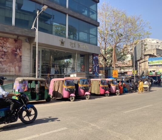 Twelve Years On Pink Autos Still Run Without Support in Ranchi
